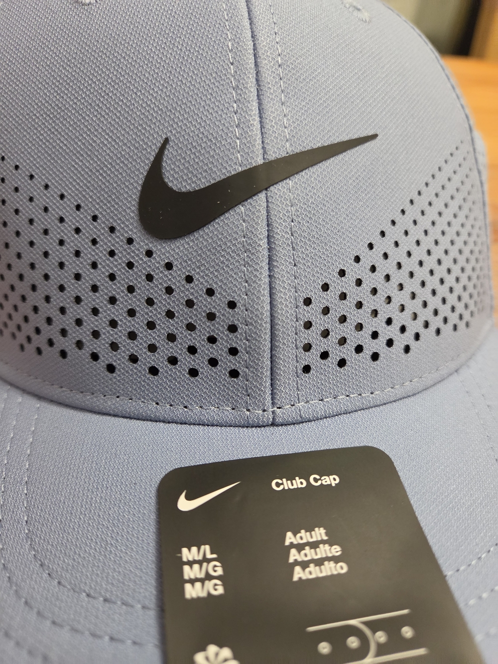 Nike Men's Light Blue Perforated Club Cap